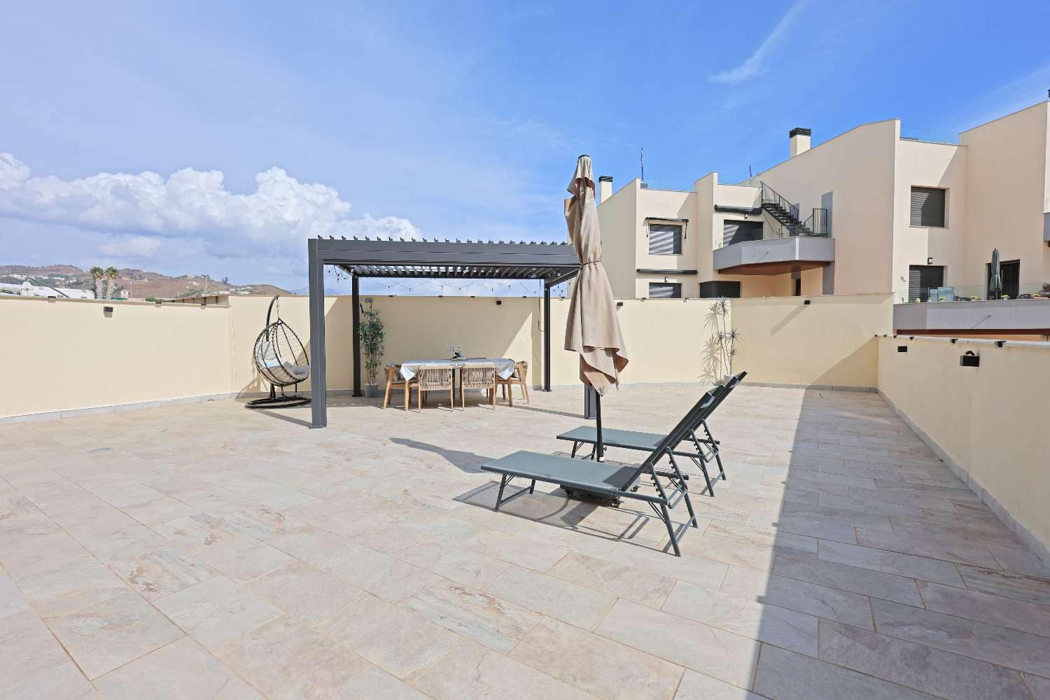2 Zimmer Strandapartment zu verkaufen in Torrox-Costa mit Pool Garage - 449.000 € (Ref: 10154551)