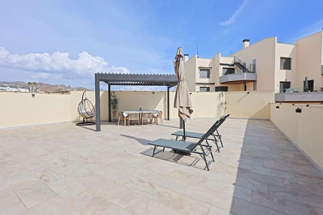 2 makuuhuone Ranta-asunto myytävänä paikassa Torrox-Costa, Torrox mukana uima-altaan 
autotalli - 449 000 € (Ref: 10154551)