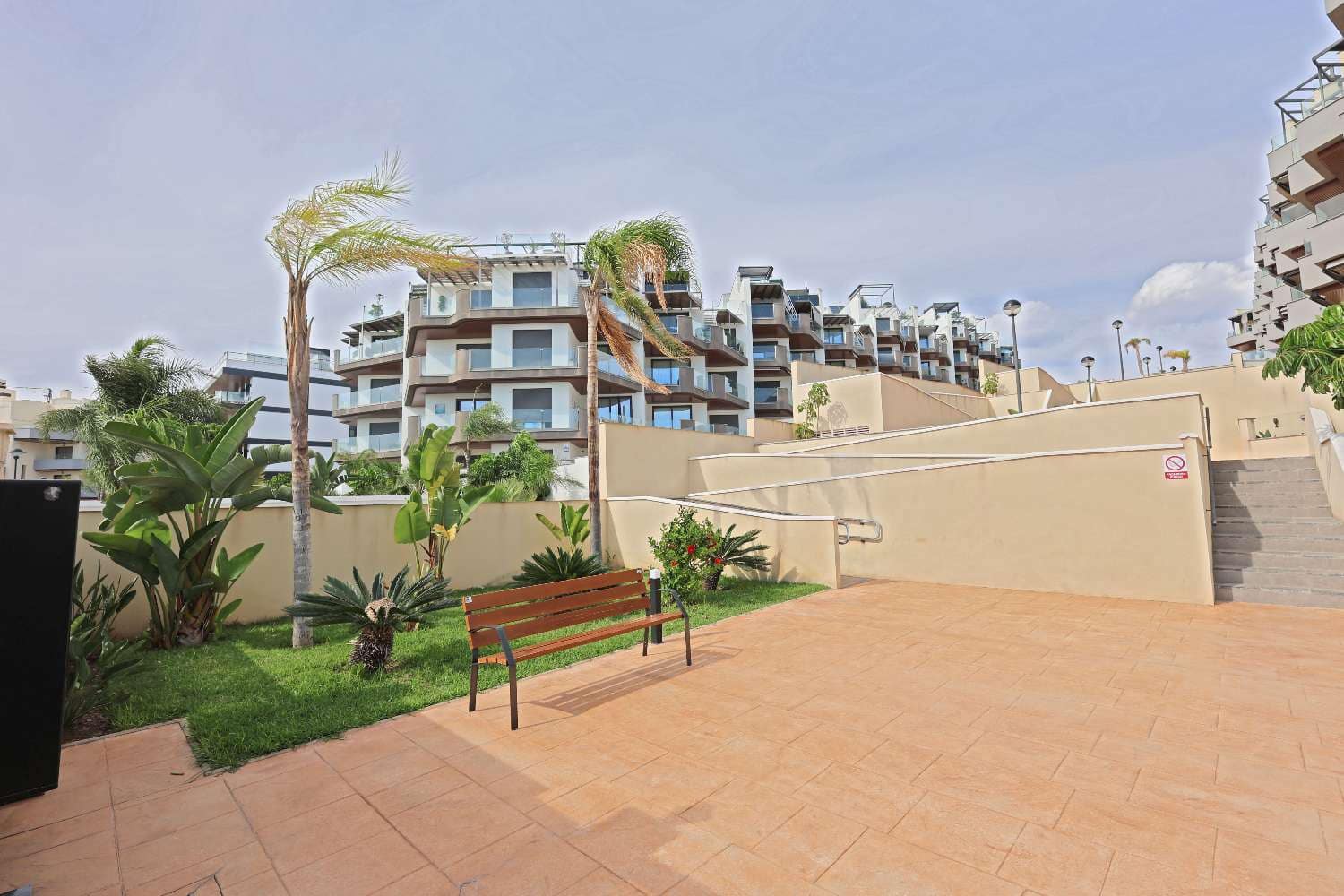 2 Zimmer Strandapartment zu verkaufen in Torrox-Costa mit Pool Garage - 449.000 € (Ref: 10154551)