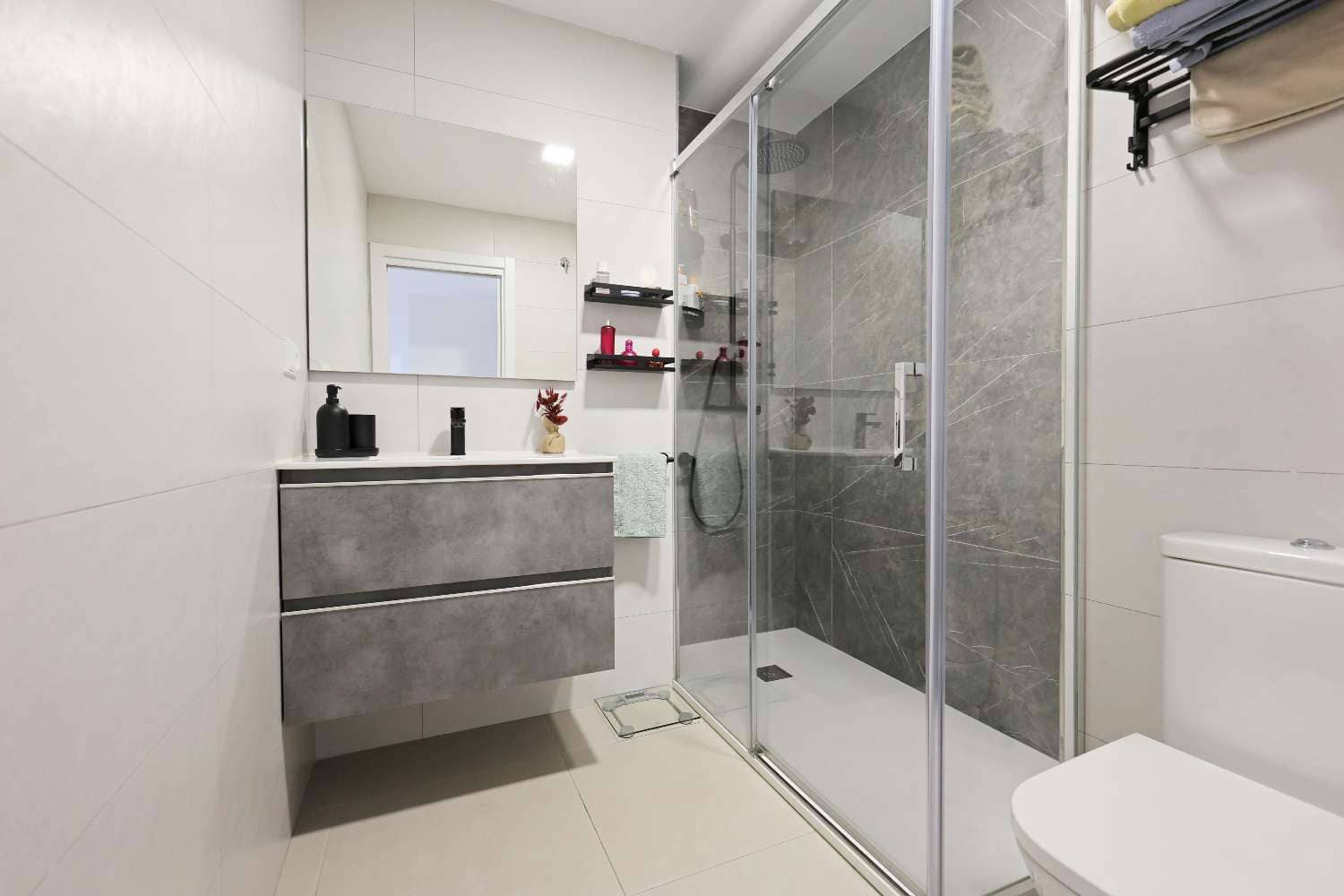 2 Zimmer Strandapartment zu verkaufen in Torrox-Costa mit Pool Garage - 449.000 € (Ref: 10154551)