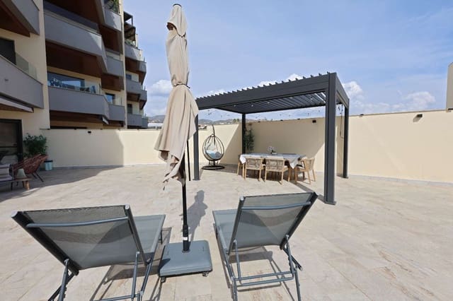 2 makuuhuone Ranta-asunto myytävänä paikassa Torrox-Costa, Torrox mukana uima-altaan 
autotalli - 449 000 € (Ref: 10154551)