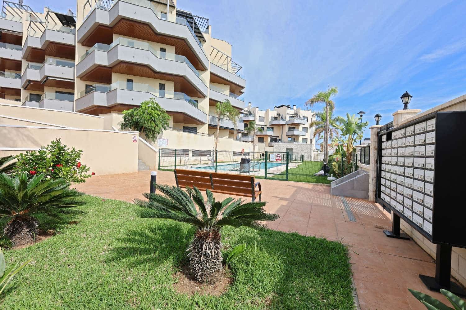 2 Zimmer Strandapartment zu verkaufen in Torrox-Costa mit Pool Garage - 449.000 € (Ref: 10154551)