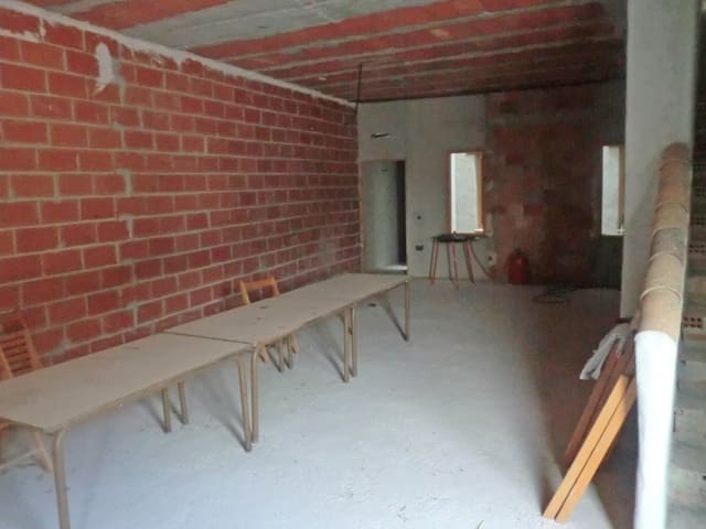 9 soveværelse Byhus til salg i Frigiliana med swimmingpool - € 350.000 (Ref: 3724614)