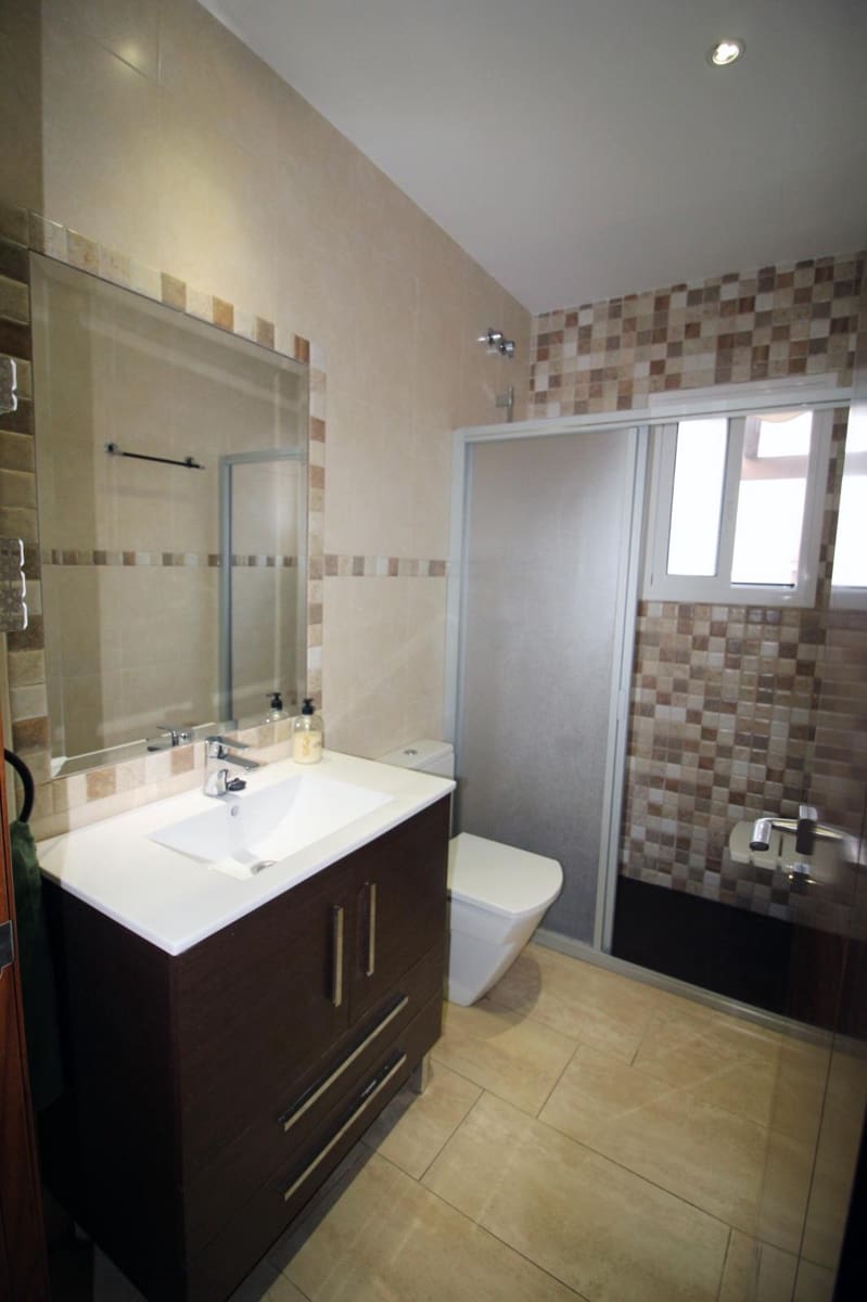 3 bedroom Townhouse for sale in Nerja with pool - € 365,000 (Ref: 5106183)