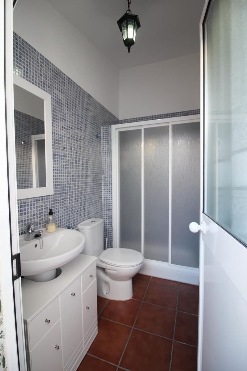 3 bedroom Townhouse for sale in Nerja with pool - € 365,000 (Ref: 5106183)