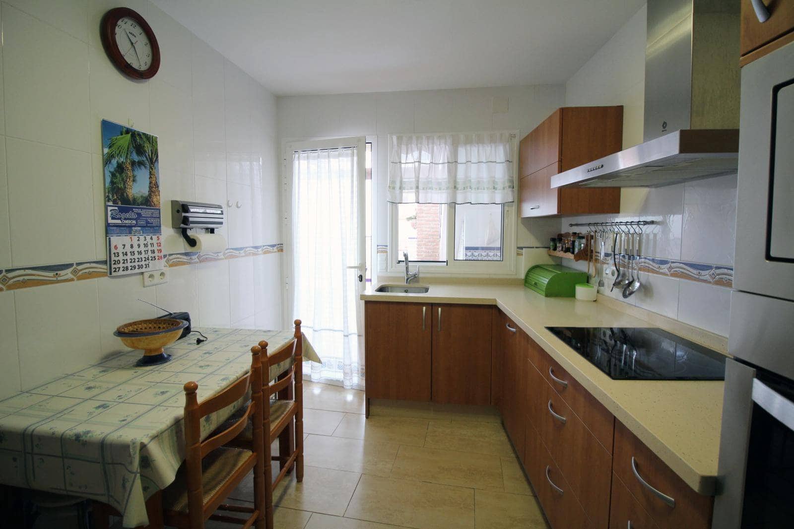 3 bedroom Townhouse for sale in Nerja with pool - € 365,000 (Ref: 5106183)