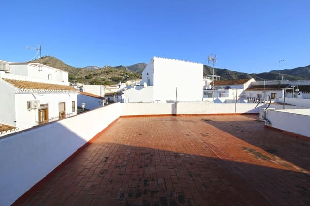 3 soveværelse Byhus til salg i Nerja med swimmingpool - € 365.000 (Ref: 5106183)