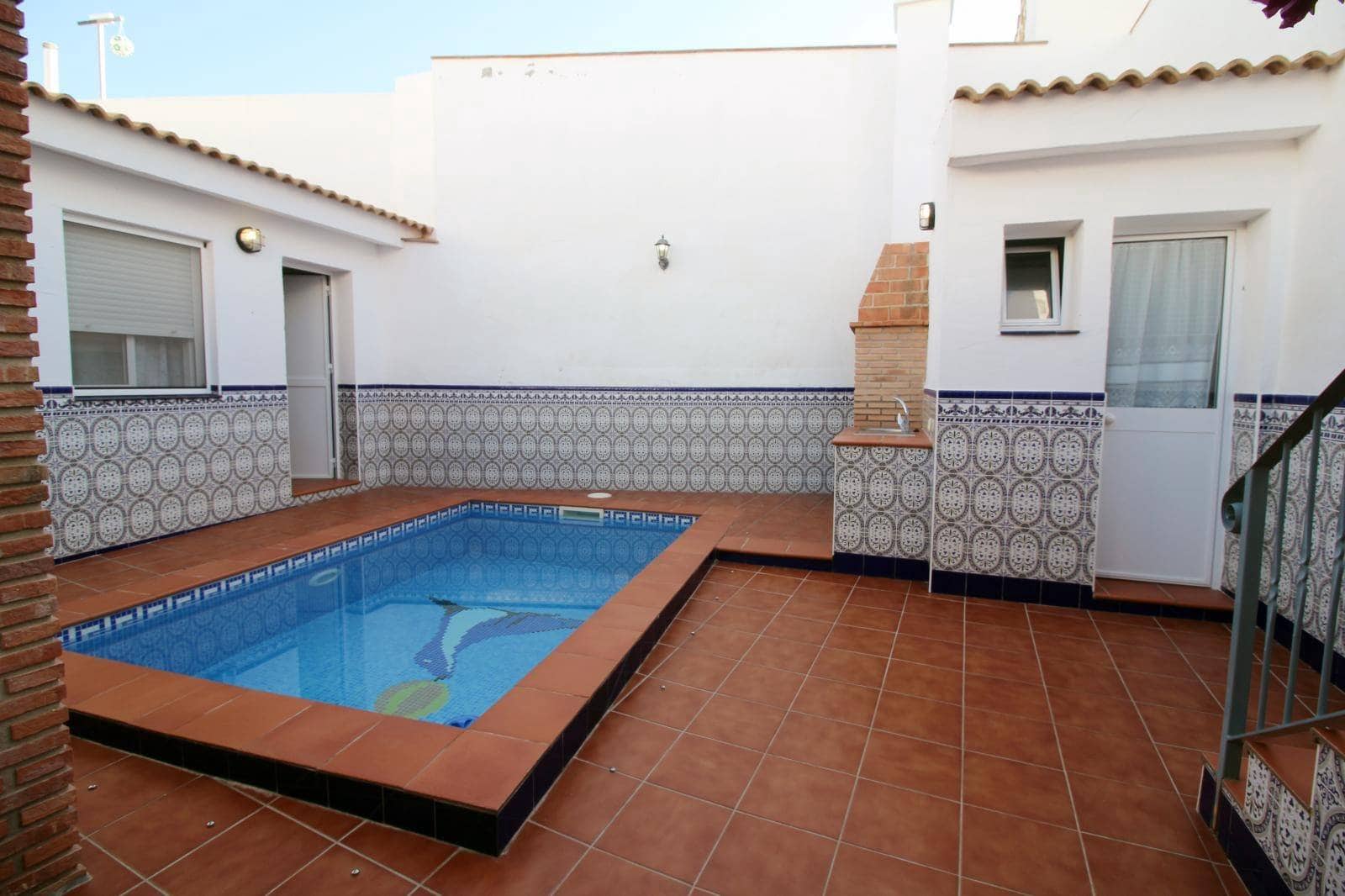 3 bedroom Townhouse for sale in Nerja with pool - € 365,000 (Ref: 5106183)