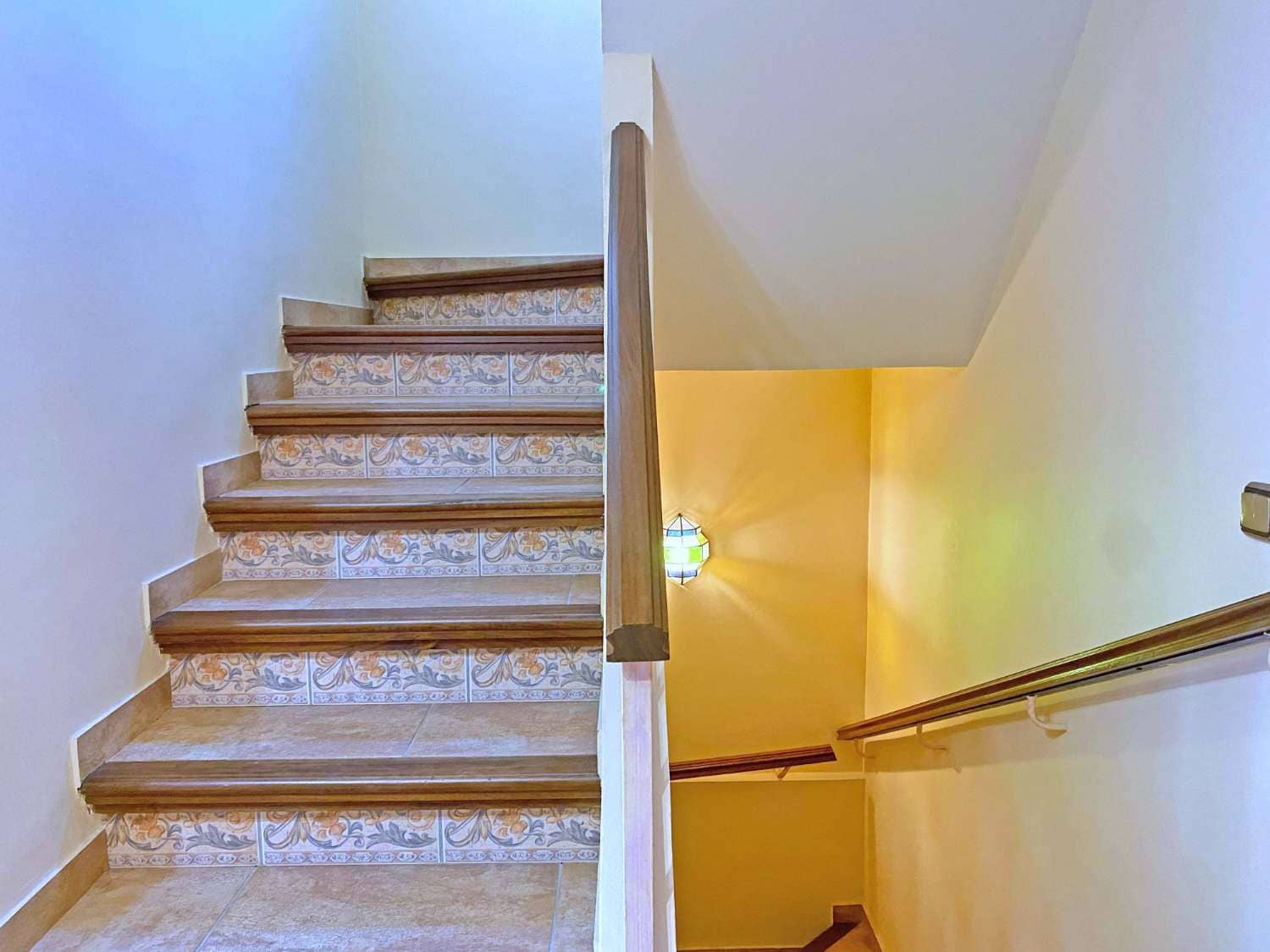 4 soveværelse Villa til salg i Nerja med swimmingpool - € 559.900 (Ref: 6380388)