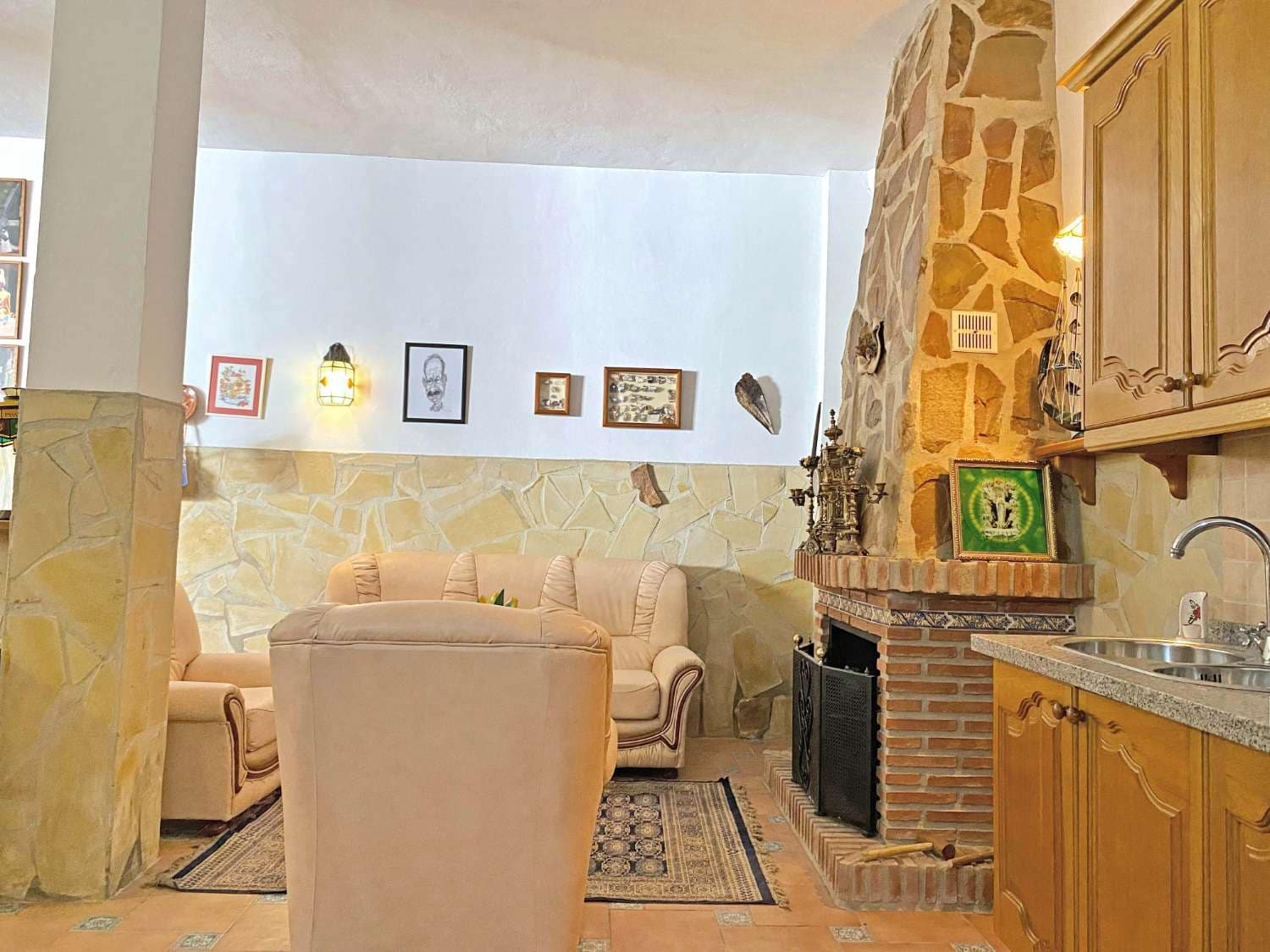 4 soveværelse Villa til salg i Nerja med swimmingpool - € 559.900 (Ref: 6380388)