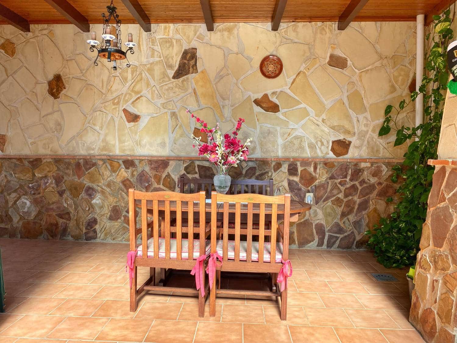 4 soveværelse Villa til salg i Nerja med swimmingpool - € 559.900 (Ref: 6380388)