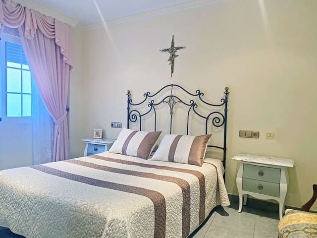 5 sypialnia Apartament na sprzedaż w Torrox Pueblo, Torrox - 259 000 € (Ref: 6537924)