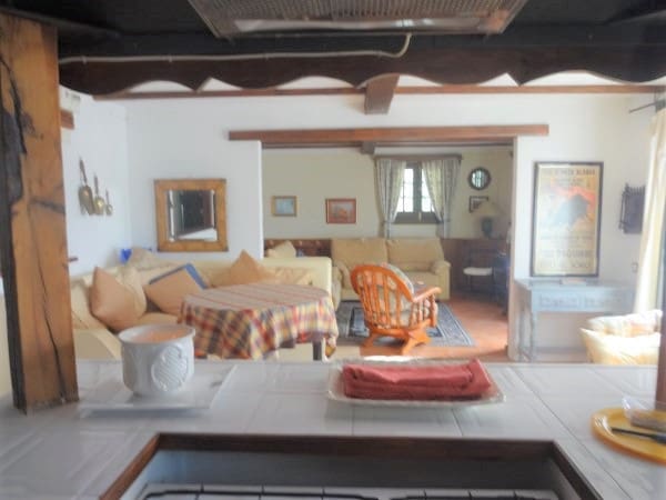 5 sovrum Villa till salu i Nerja med garage - 499 000 € (Ref: 7359974)