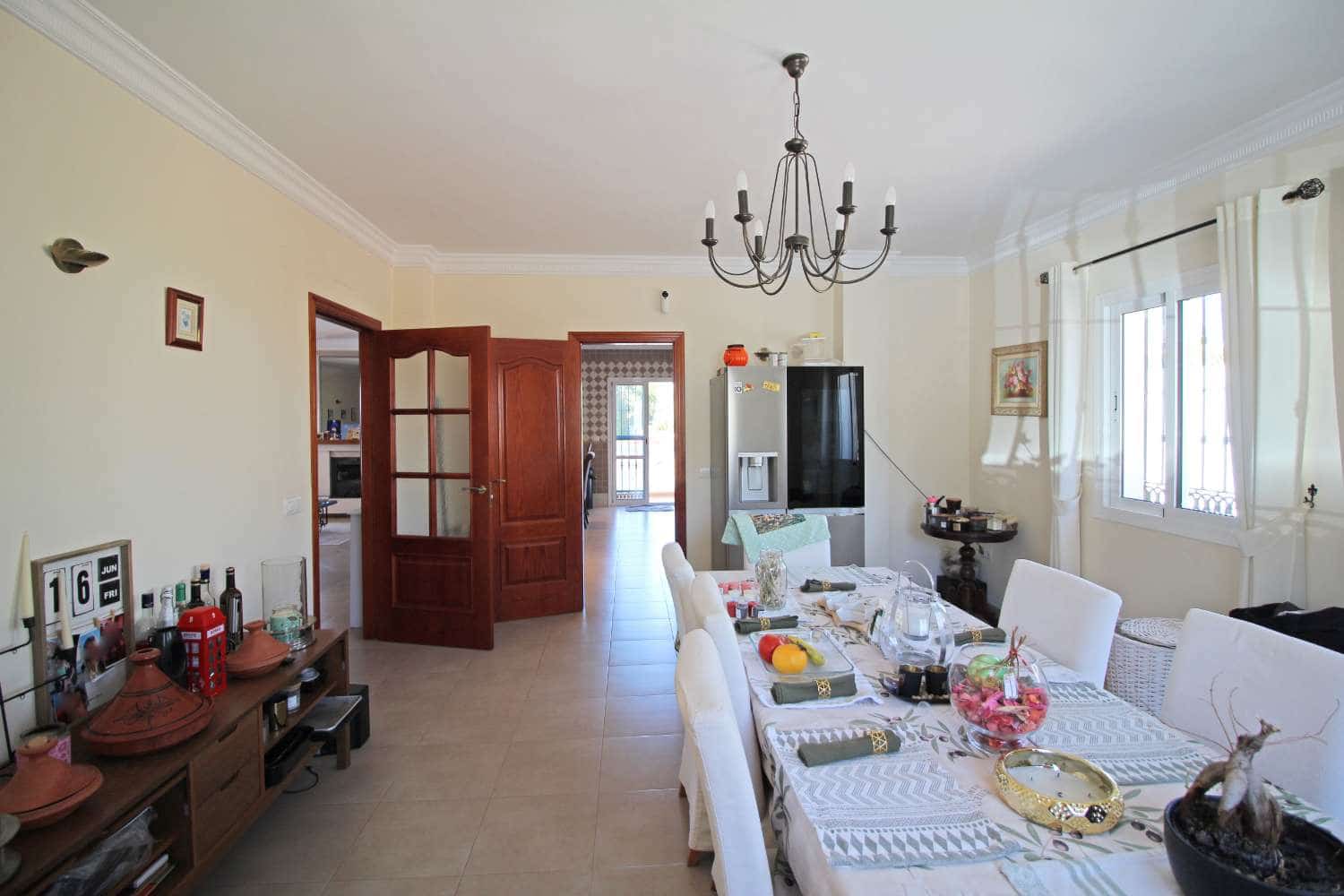 5 soveværelse Villa til salg i Frigiliana med swimmingpool garage - € 1.299.000 (Ref: 8317779)