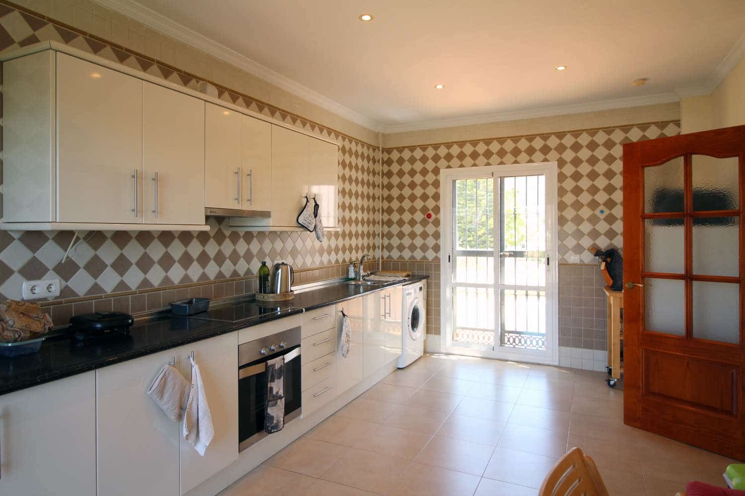 5 soveværelse Villa til salg i Frigiliana med swimmingpool garage - € 1.299.000 (Ref: 8317779)