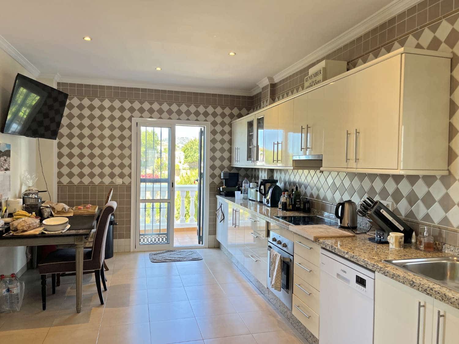 5 soveværelse Villa til salg i Frigiliana med swimmingpool garage - € 1.299.000 (Ref: 8317779)