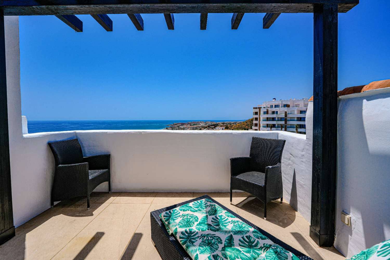 3 soveværelse Lejlighed til salg i Torrox med swimmingpool garage - € 595.000 (Ref: 8337543)