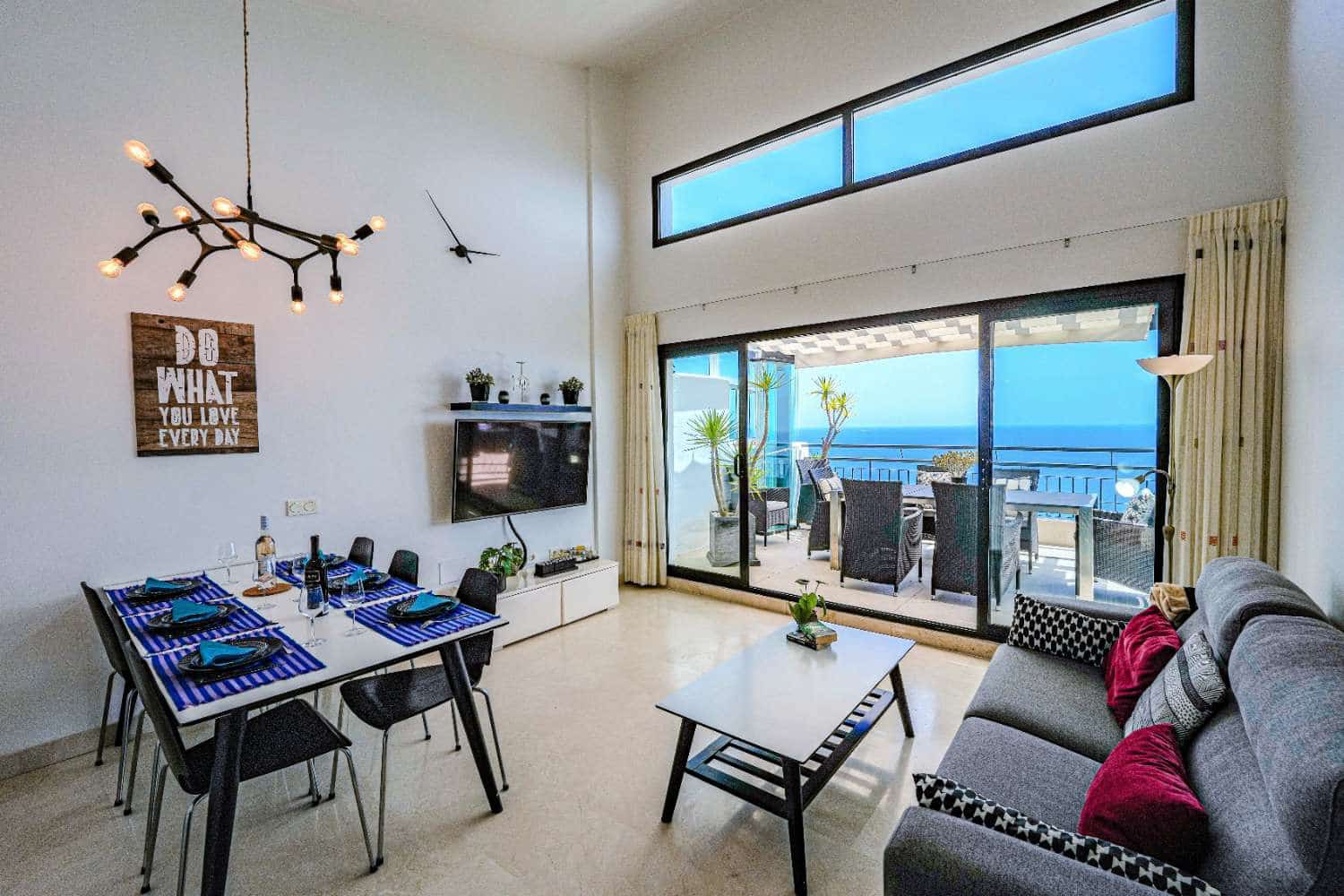 3 soveværelse Lejlighed til salg i Torrox med swimmingpool garage - € 595.000 (Ref: 8337543)