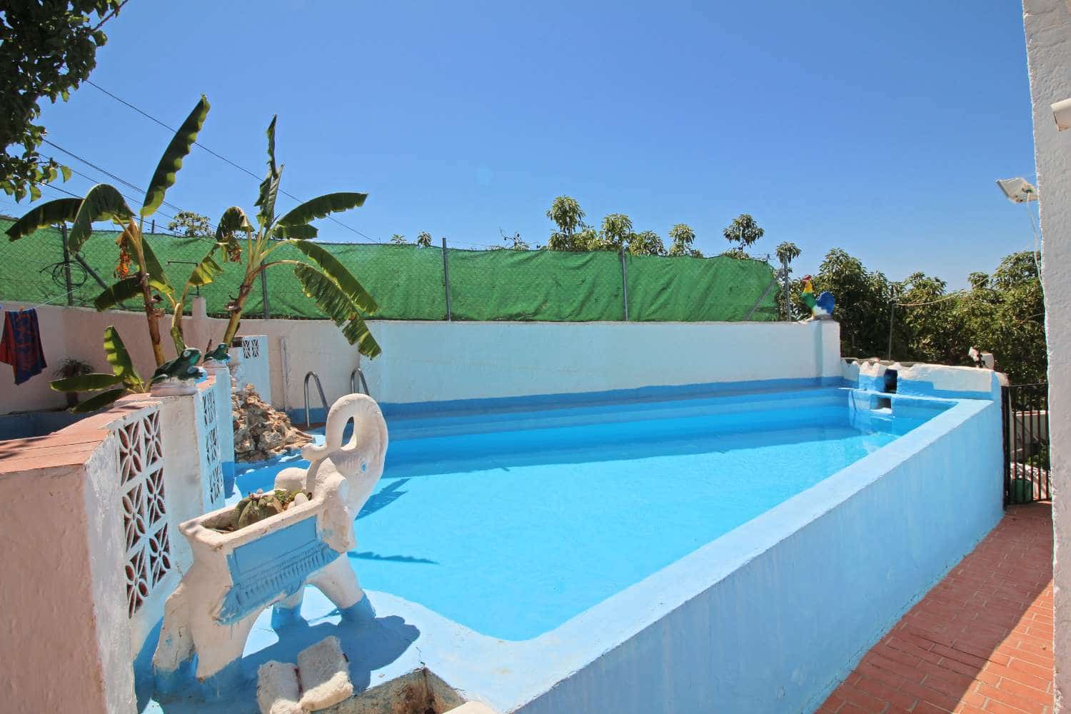 4 soveværelse Finca/Landehus til salg i Frigiliana med swimmingpool garage - € 348.500 (Ref: 8398258)