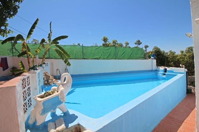 4 soveværelse Finca/Landehus til salg i Frigiliana med swimmingpool garage - € 348.500 (Ref: 8398258)