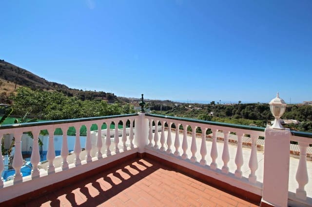 4 soveværelse Finca/Landehus til salg i Frigiliana med swimmingpool garage - € 348.500 (Ref: 8398258)