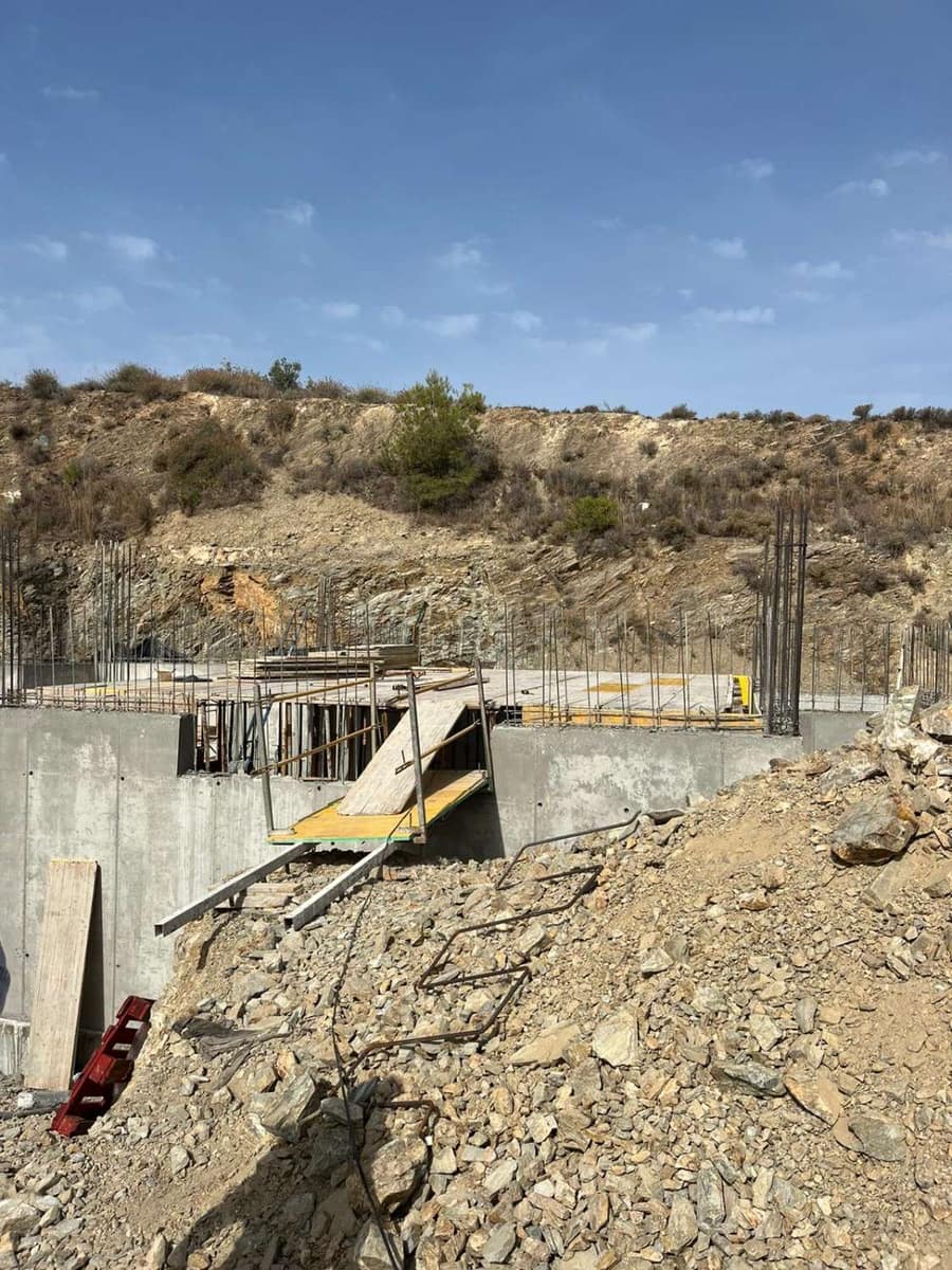 3 bedroom Beach Apartment for sale in Nerja with pool garage - € 640,000 (Ref: 8432493)