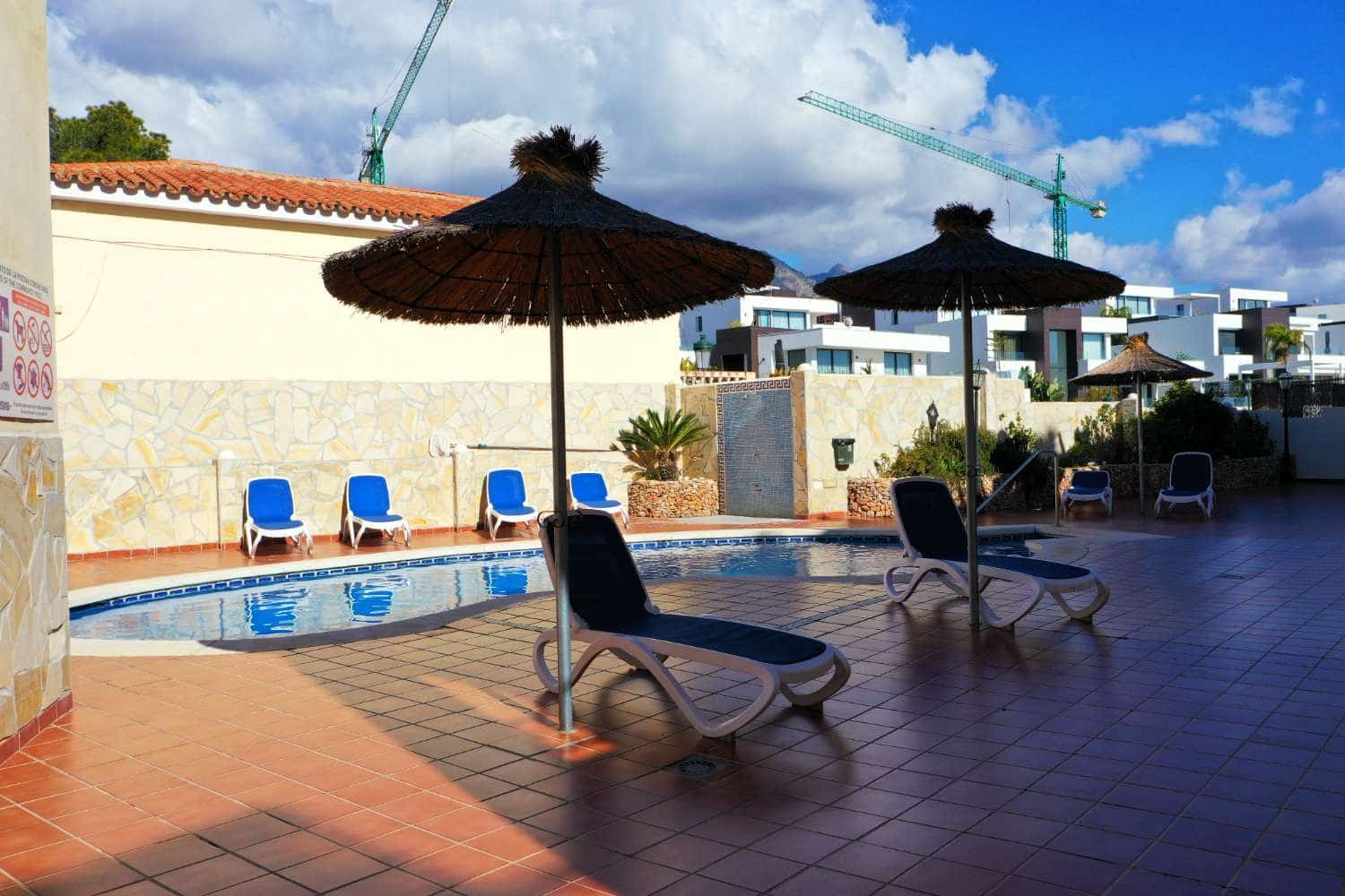 2 soveværelse Rækkehus til salg i Nerja med swimmingpool garage - € 499.900 (Ref: 8752111)