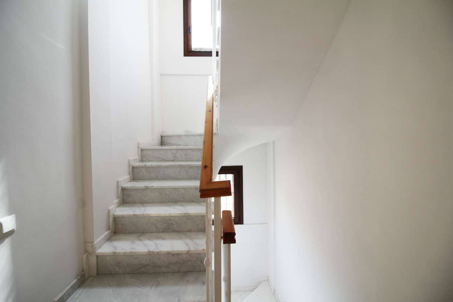 2 soveværelse Rækkehus til salg i Nerja med swimmingpool garage - € 499.900 (Ref: 8752111)