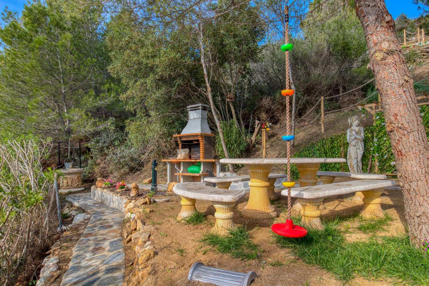 5 soverom Villa til salgs i Mijas med svømmebasseng garasje - € 1 900 000 (Ref: 8763474)