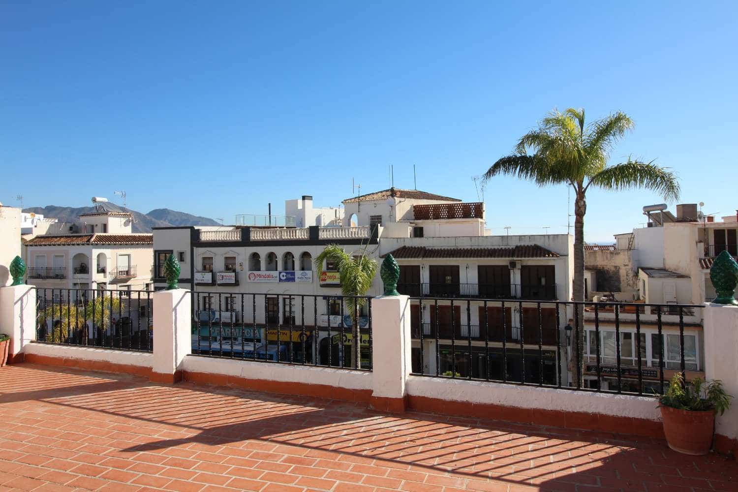 3 soveværelse Byhus til salg i Nerja - € 1.199.000 (Ref: 8929796)