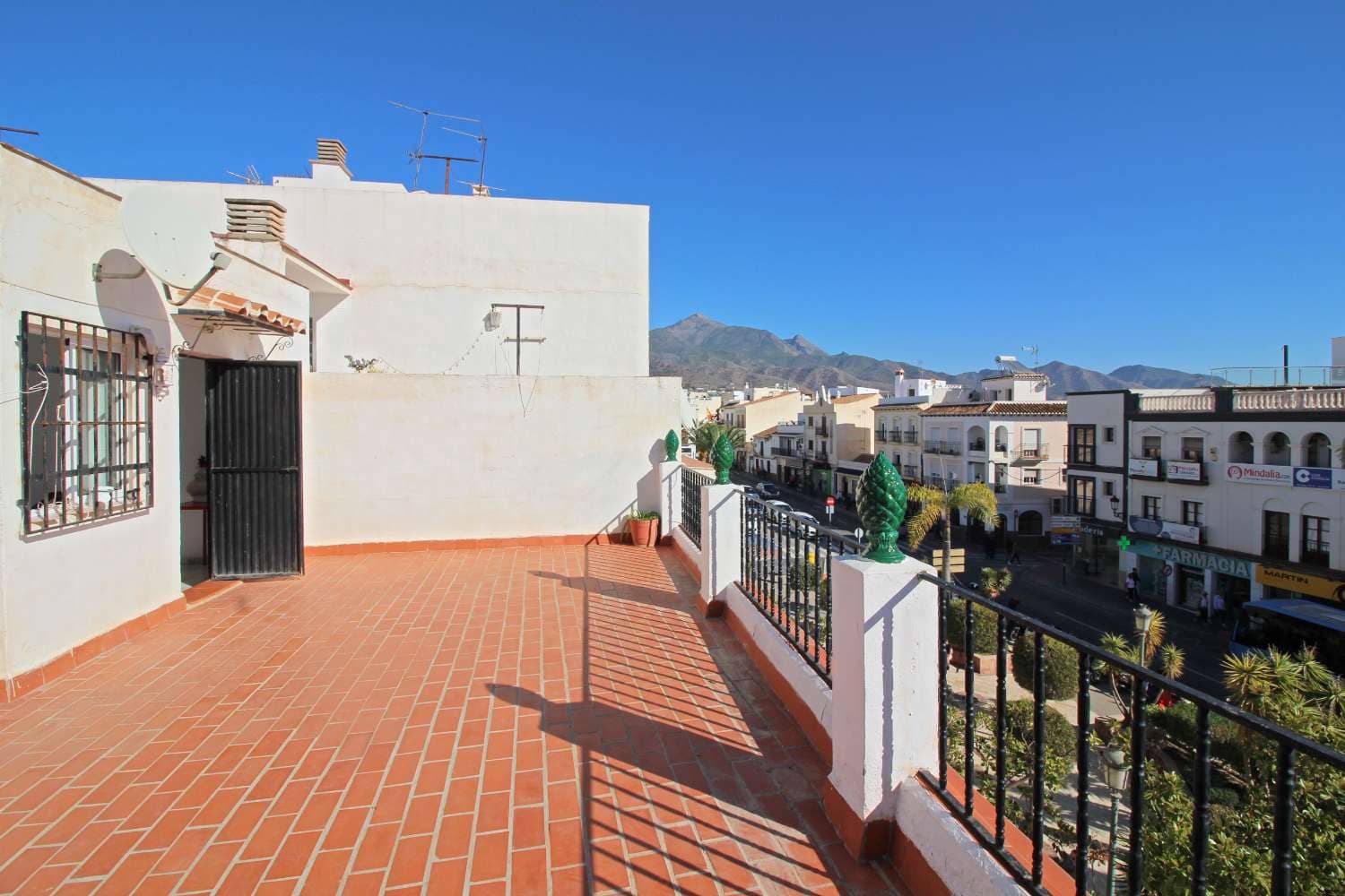 3 soveværelse Byhus til salg i Nerja - € 1.199.000 (Ref: 8929796)