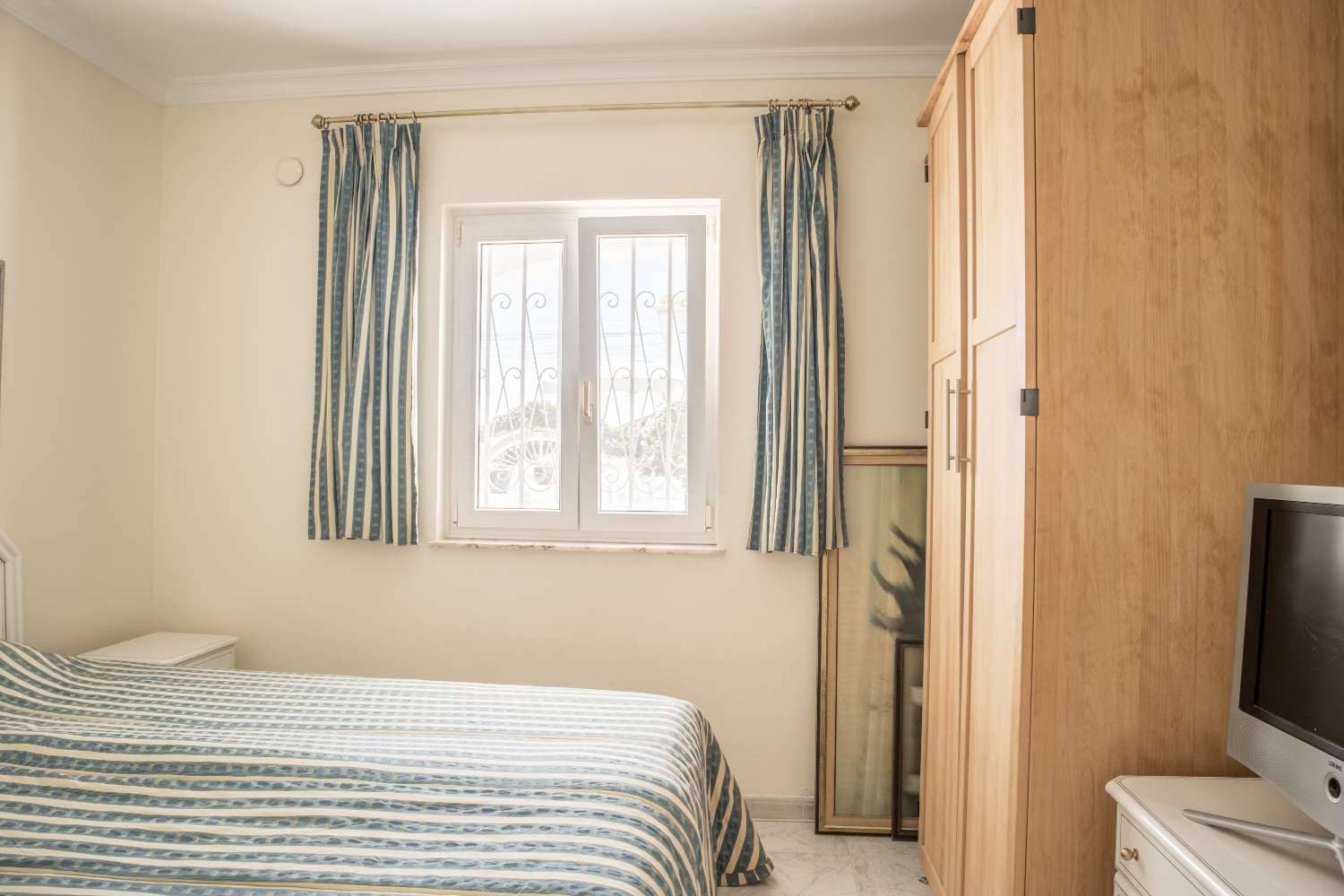 3 soveværelse Villa til salg i Maro med swimmingpool - € 599.000 (Ref: 9042045)