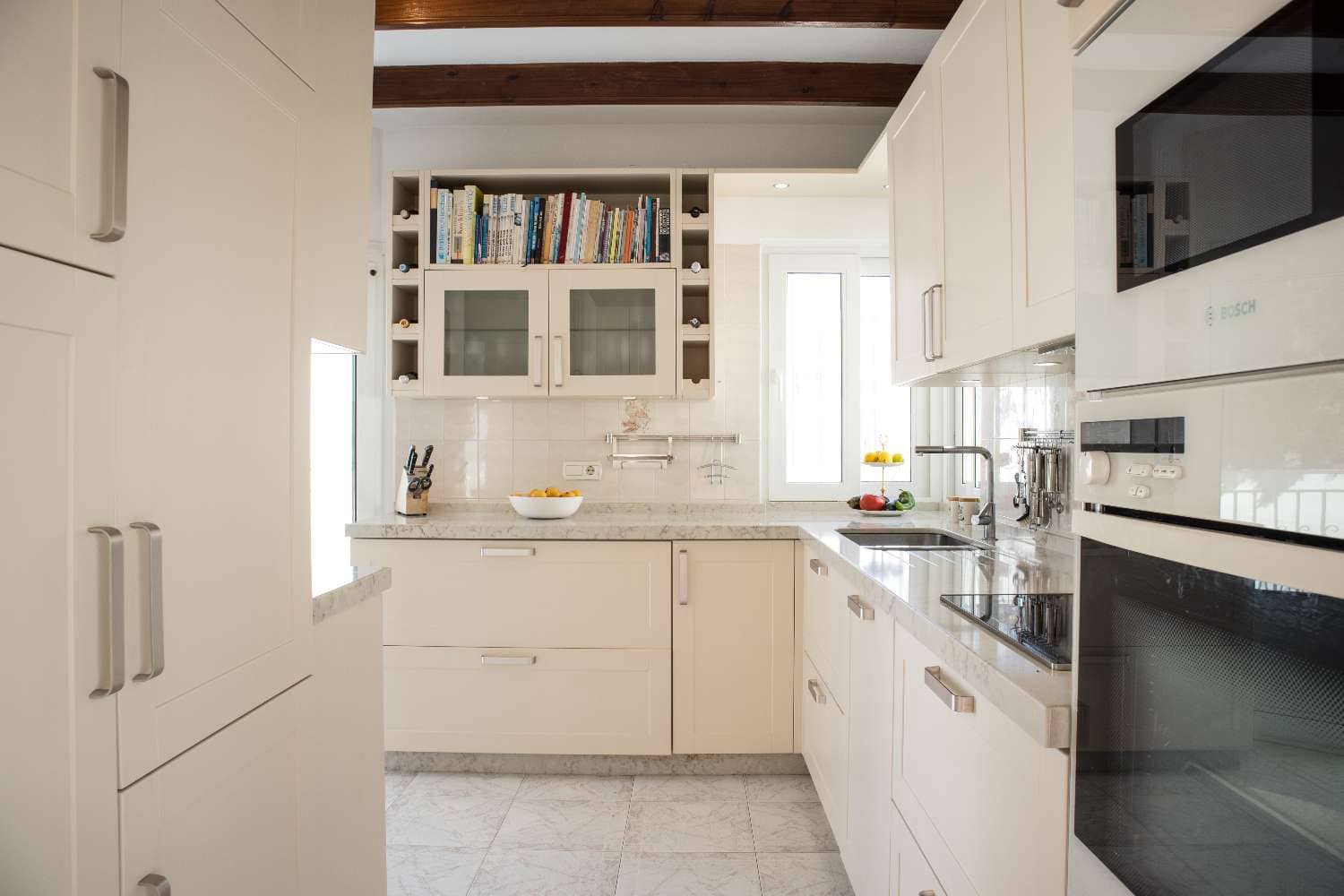 3 soveværelse Villa til salg i Maro med swimmingpool - € 599.000 (Ref: 9042045)