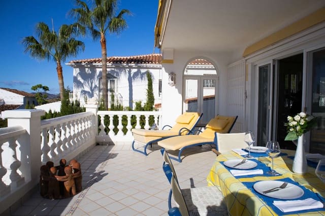 3 soveværelse Villa til salg i Maro, Nerja med swimmingpool - € 599.000 (Ref: 9042045)