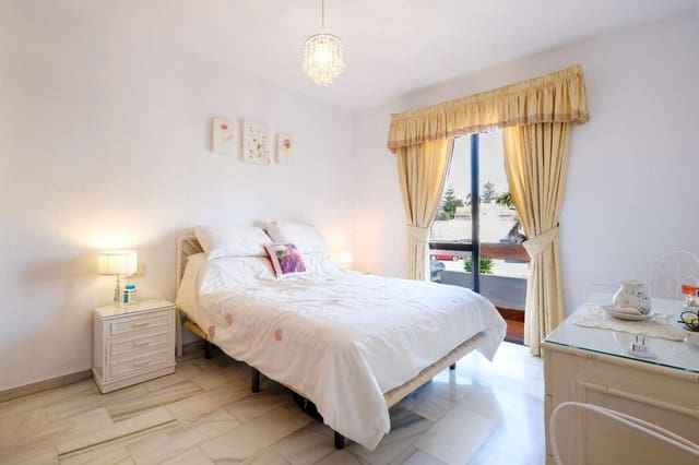 2 sovrum Strandlägenhet till salu i Nueva Nerja, Nerja med pool - 499 000 € (Ref: 9084974)