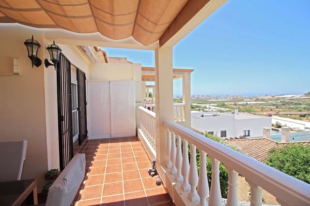 2 soveværelse Strandlejlighed til salg i Torrox Park, Torrox med swimmingpool garage - € 215.000 (Ref: 9088499)
