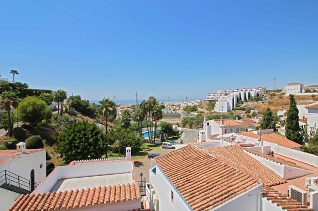 1 sovrum Strandlägenhet till salu i Capistrano, Nerja med pool - 249 000 € (Ref: 9124681)