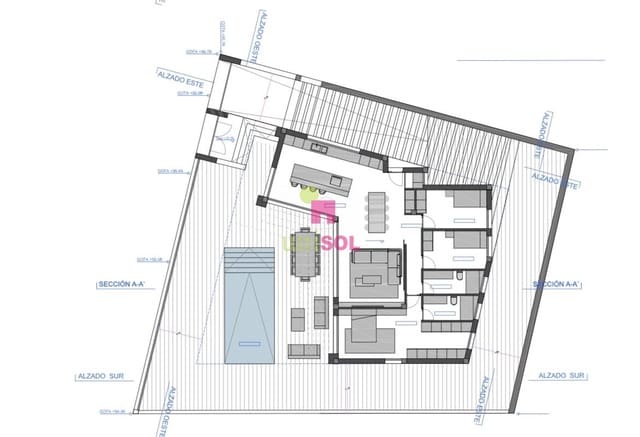 3 soveværelse Villa til salg i Torrox med swimmingpool garage - € 365.000 (Ref: 9130686)