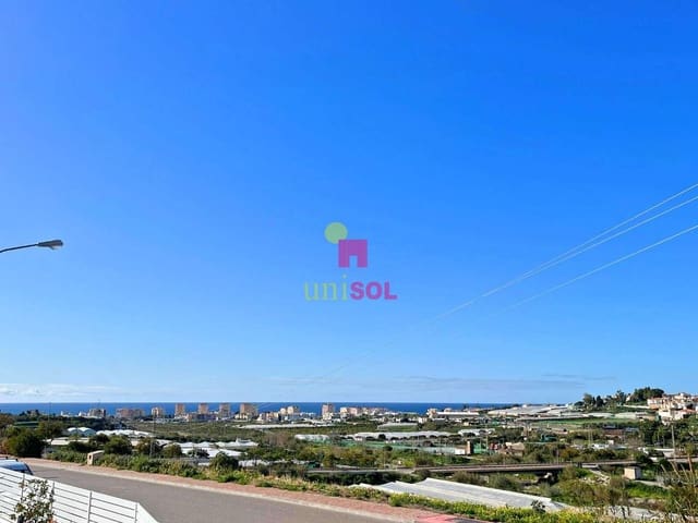 3 soveværelse Villa til salg i Torrox med swimmingpool garage - € 365.000 (Ref: 9130686)