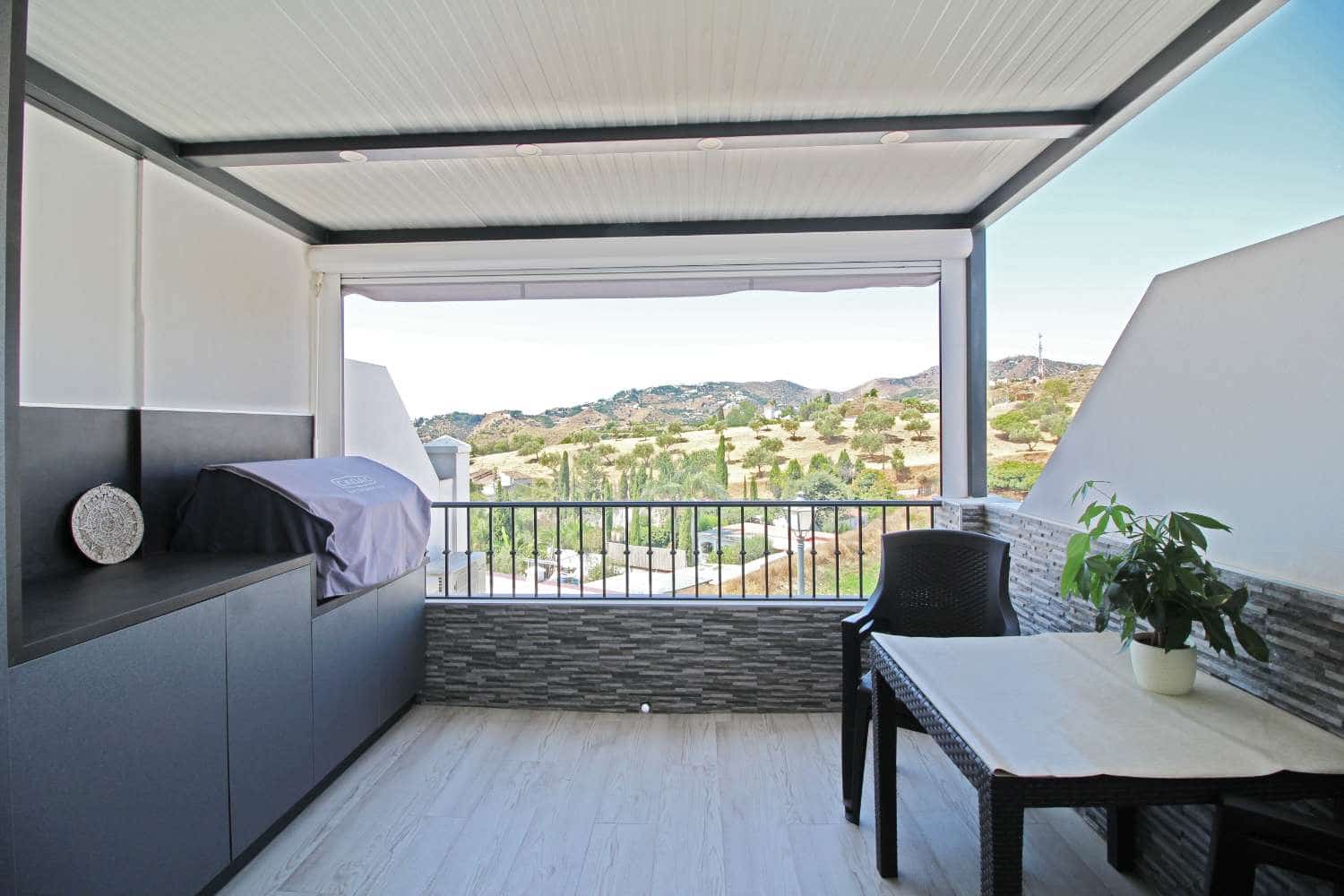 2 soveværelse Rækkehus til salg i Nerja med garage - € 295.000 (Ref: 9180838)