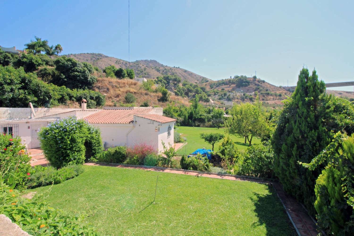 3 soveværelse Finca/Landehus til salg i Nerja - € 315.000 (Ref: 9195324)