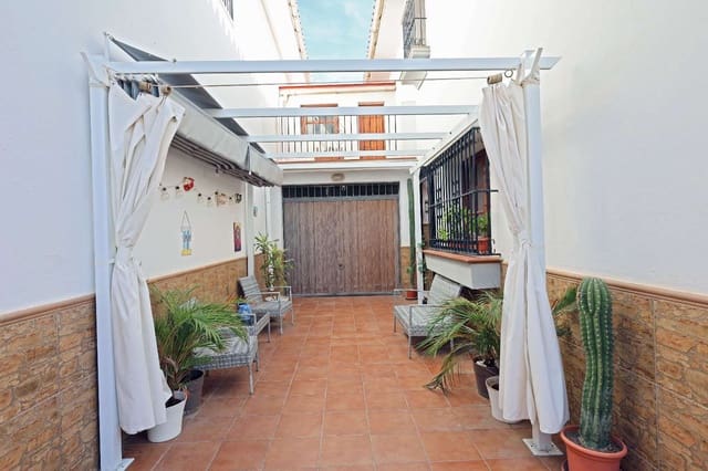 3 sovrum Radhus till salu i Urbanización Santa Rosa, Torrox med garage - 337 000 € (Ref: 9303038)