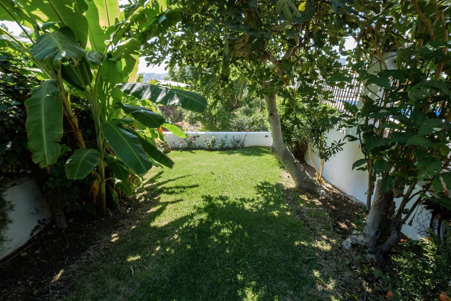 3 bedroom Villa for sale in Frigiliana with pool garage - € 799,000 (Ref: 9321441)