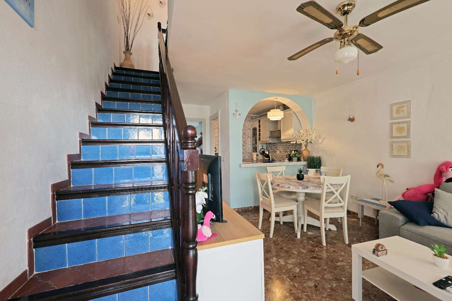 2 Zimmer Reihenhaus zu verkaufen in Nerja mit Pool - 269.000 € (Ref: 9366915)