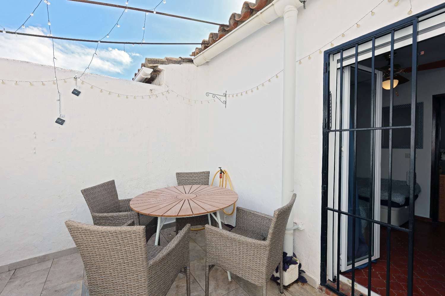 2 Zimmer Reihenhaus zu verkaufen in Nerja mit Pool - 269.000 € (Ref: 9366915)