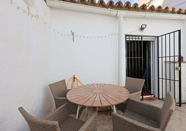 2 bedroom Terraced Villa for sale in Avda Pescia - Ctra de Frigiliana, Nerja with pool - € 269,000 (Ref: 9366915)