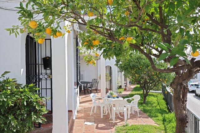 2 bedroom Terraced Villa for sale in Avda Pescia - Ctra de Frigiliana, Nerja with pool - € 269,000 (Ref: 9366915)