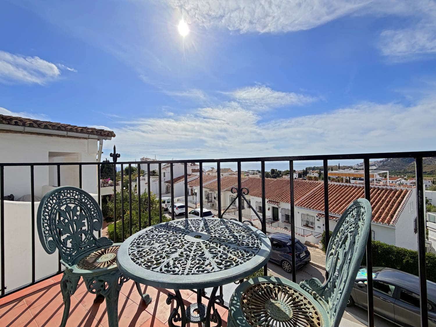 2 Zimmer Reihenhaus zu verkaufen in Nerja mit Pool - 269.000 € (Ref: 9366915)