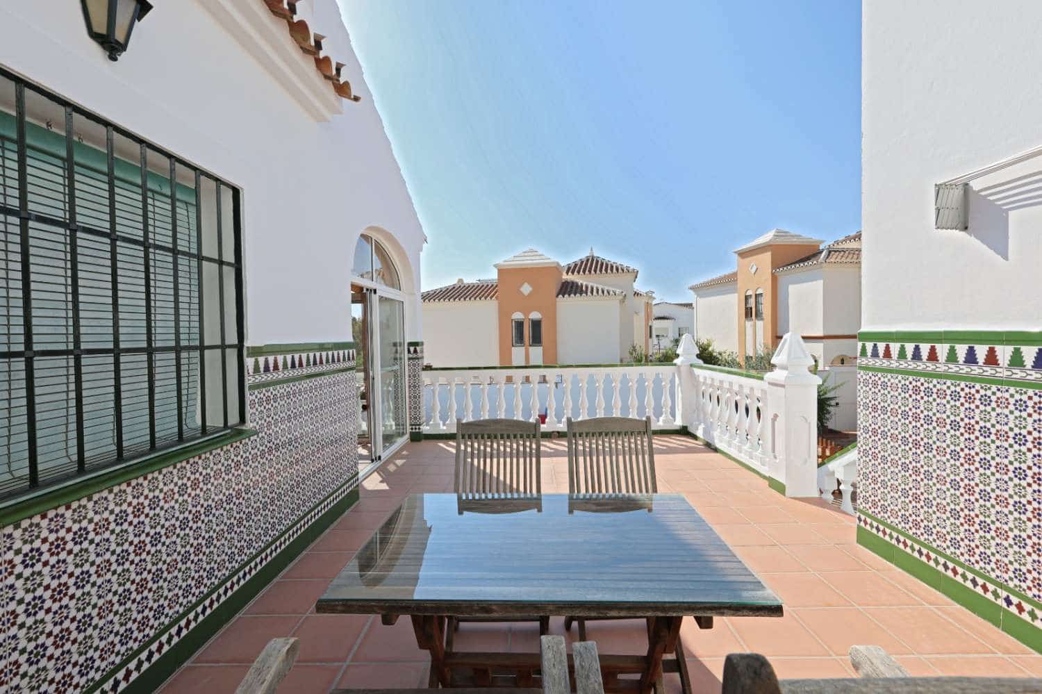 5 soveværelse Villa til salg i Nerja med swimmingpool garage - € 1.595.000 (Ref: 9378681)