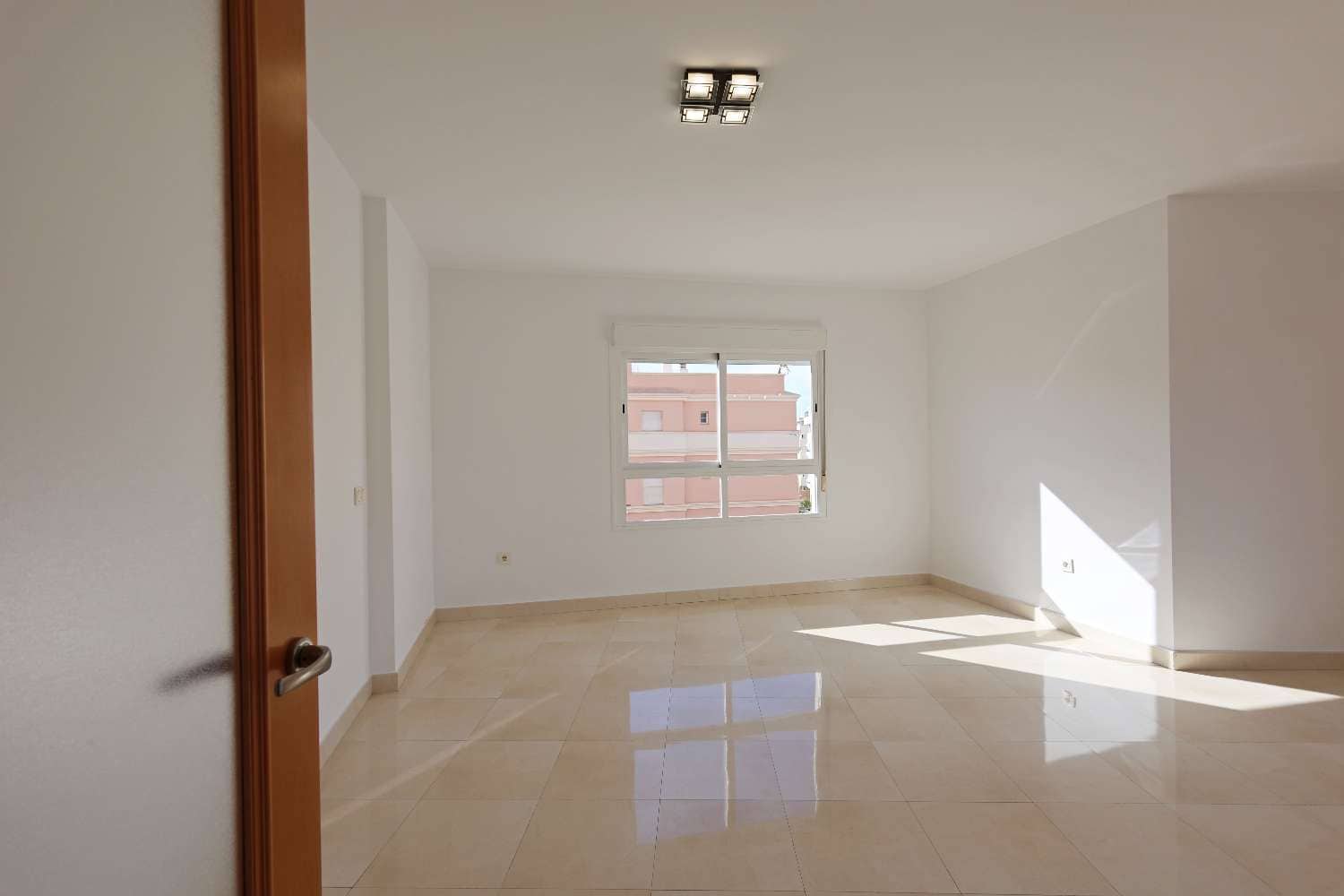 3 Zimmer Strandapartment zu verkaufen in Nerja mit Garage - 489.000 € (Ref: 9385081)